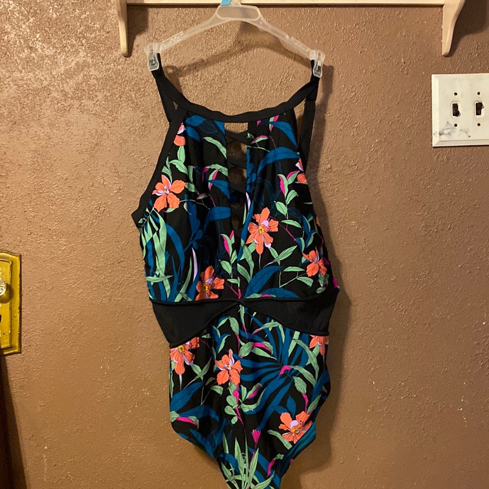 Woman’s Plus Size Bathing Suit